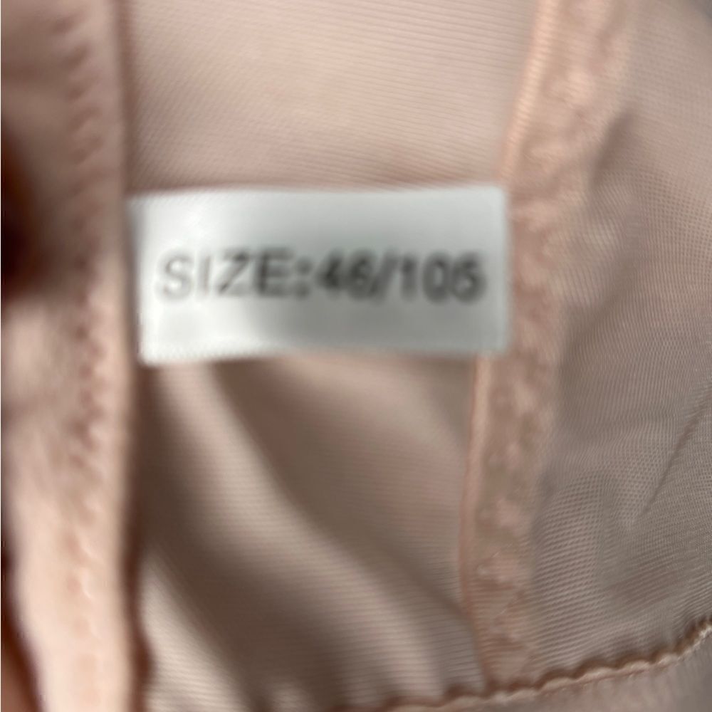 NEW 46DD Bra    - Picture 2 of 8